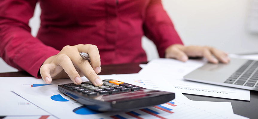 Hiring a CPA may help save money on income taxes